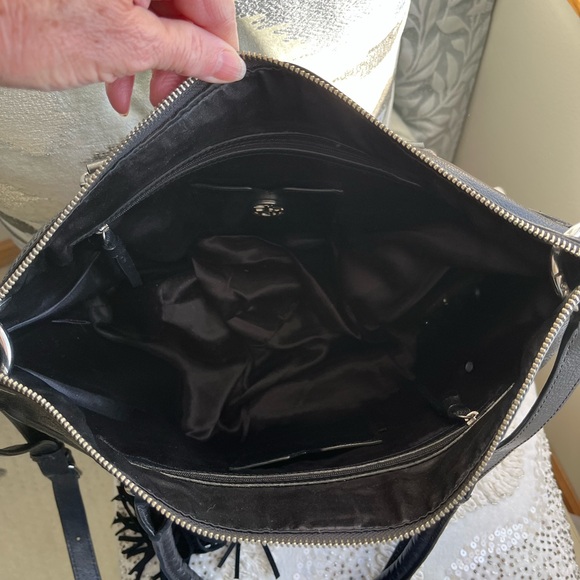 DKNY beautiful Black thick Leather Handbag - Picture 7 of 15